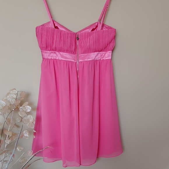 🪁2/$40 Lipsy Pink Convertible Dress - Picture 3 of 6
